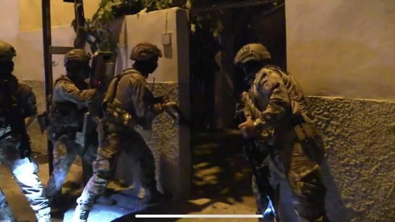 Mersin’de silah kaçakçılarına çifte operasyon