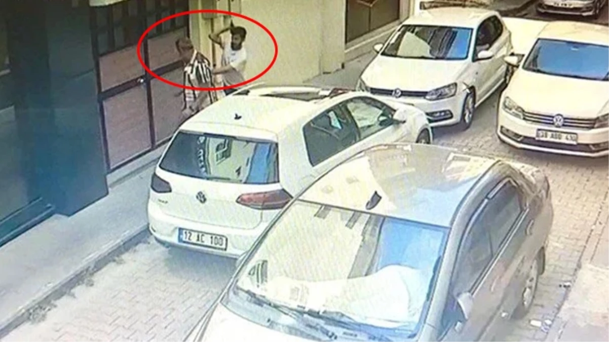 Bingöl’de madde bağımlısı şahıs sokaktakilere bıçakla saldırdı! 2 kişi öldü, 7 kişi yaralandı