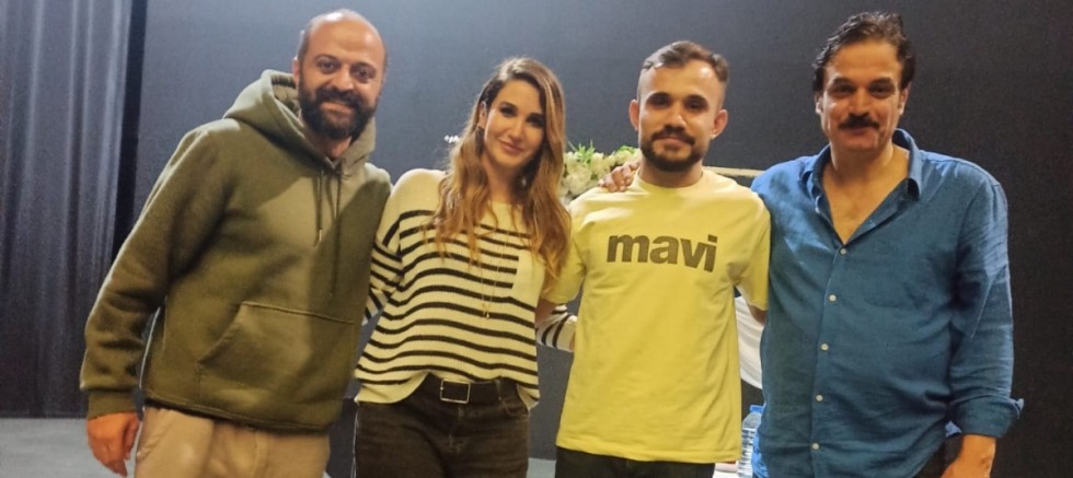 Ünlü Oyuncu Onur Gürler Kimdir!