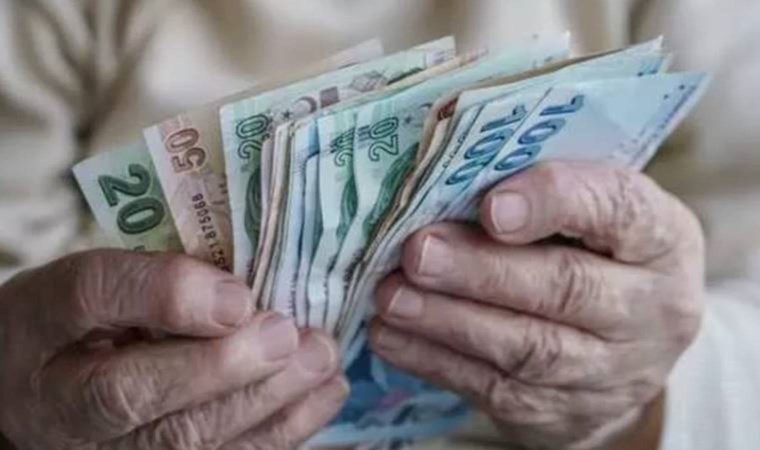 Tarih belli oldu: Emekli bayram ikramiyesi ne zaman yatırılacak?
