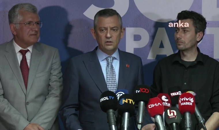 Son Dakika… Özgür Özel’den SOL Parti’ye ziyaret: ‘Yerel seçim sandığına darbe yapıyorlar’