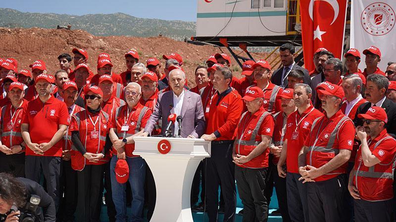 TBMM Başkanı Kurtulmuş: Artık bu dağlarda korku, ölüm kurşunlar, bombalar değil, kardeşlik türküleri söylenecek