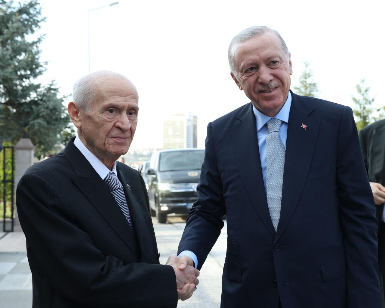 Cumhurbaşkanı Erdoğan, Bahçeli'yi ziyaret etti