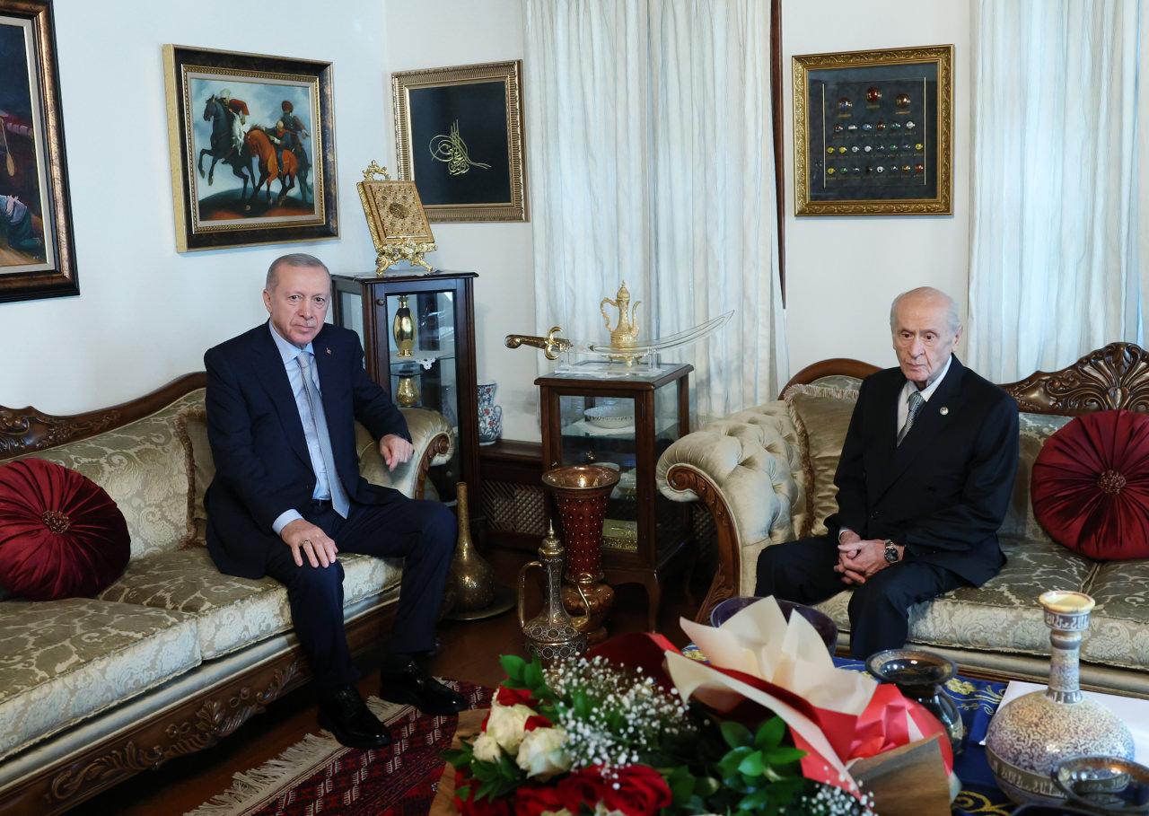 Cumhurbaşkanı Erdoğan, Bahçeli'yi ziyaret etti