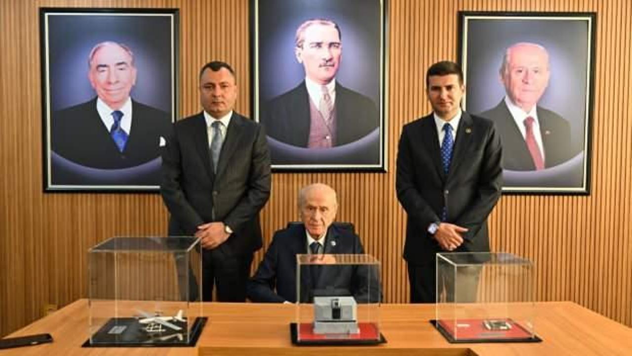 Bahçeli Ülkü Ocakları’nı ziyaret etti