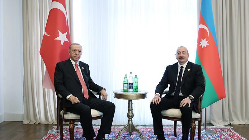 Cumhurbaşkanı Erdoğan, Azerbaycan Cumhurbaşkanı Aliyev ile görüştü
