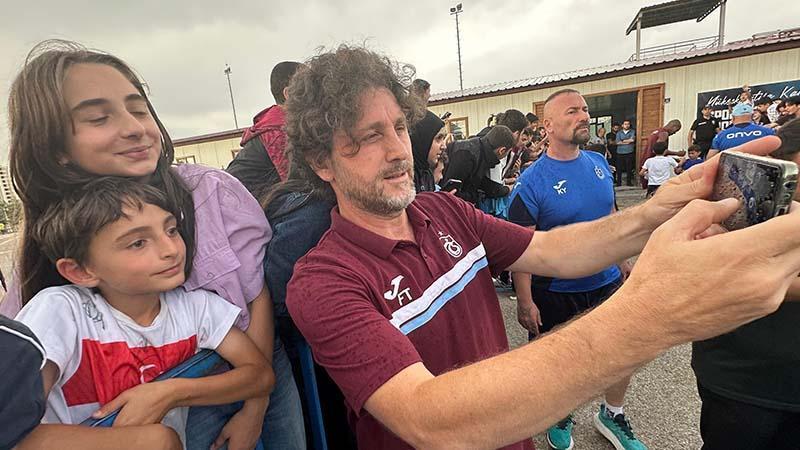 Trabzonspor’un Erzurum kampındaki üçüncü taraftar buluşması da coşkulu geçti
