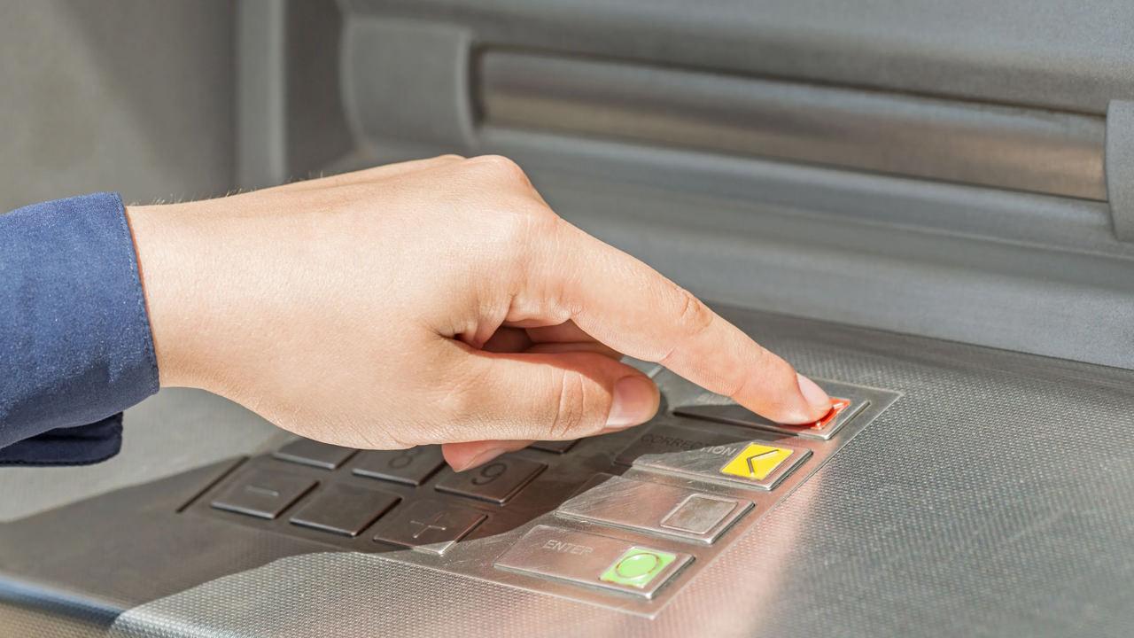ATM'de yeni tuzak! O tuşu görmezden gelirseniz paranızı kaybedebilirsiniz