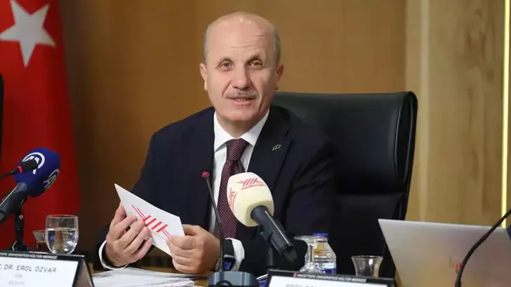 YÖK Başkanı Özvar: Hukuk fakültelerine tercih 125 bin barajına göre yapılabilecek