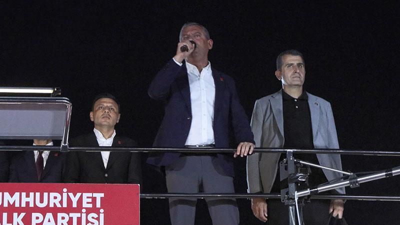 Özgür Özel, Üsküdar’da konuştu