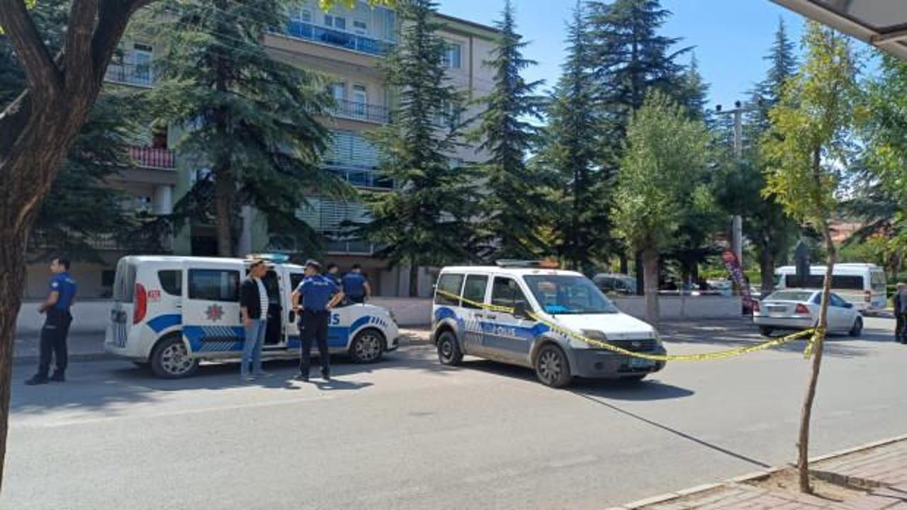 Boşanma aşamasındaki şahıs dehşet saçtı: Eşi ve ailesine kurşun yağdırdı