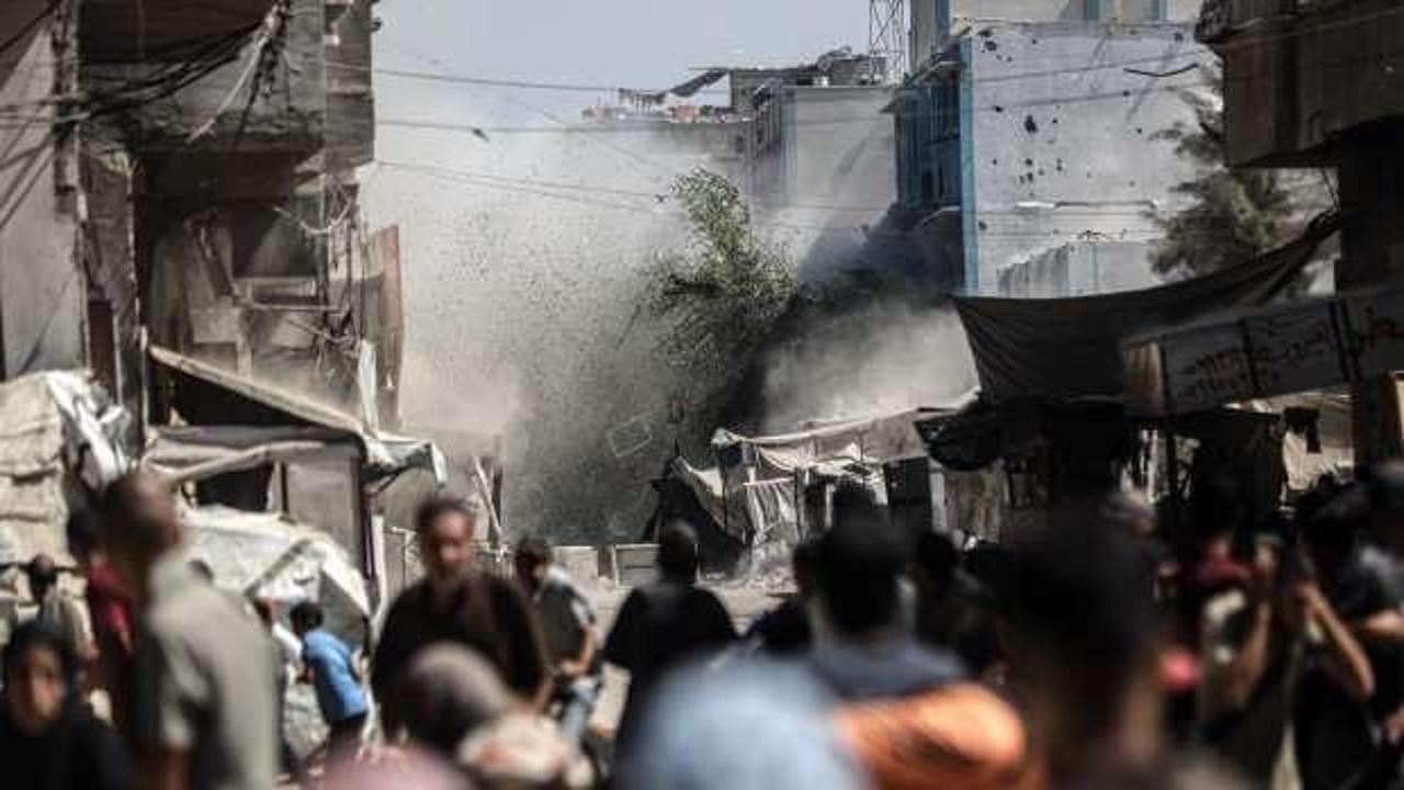 İsrail, Gazze’de sivillerin sığındığı BM’ye ait okulları vurdu