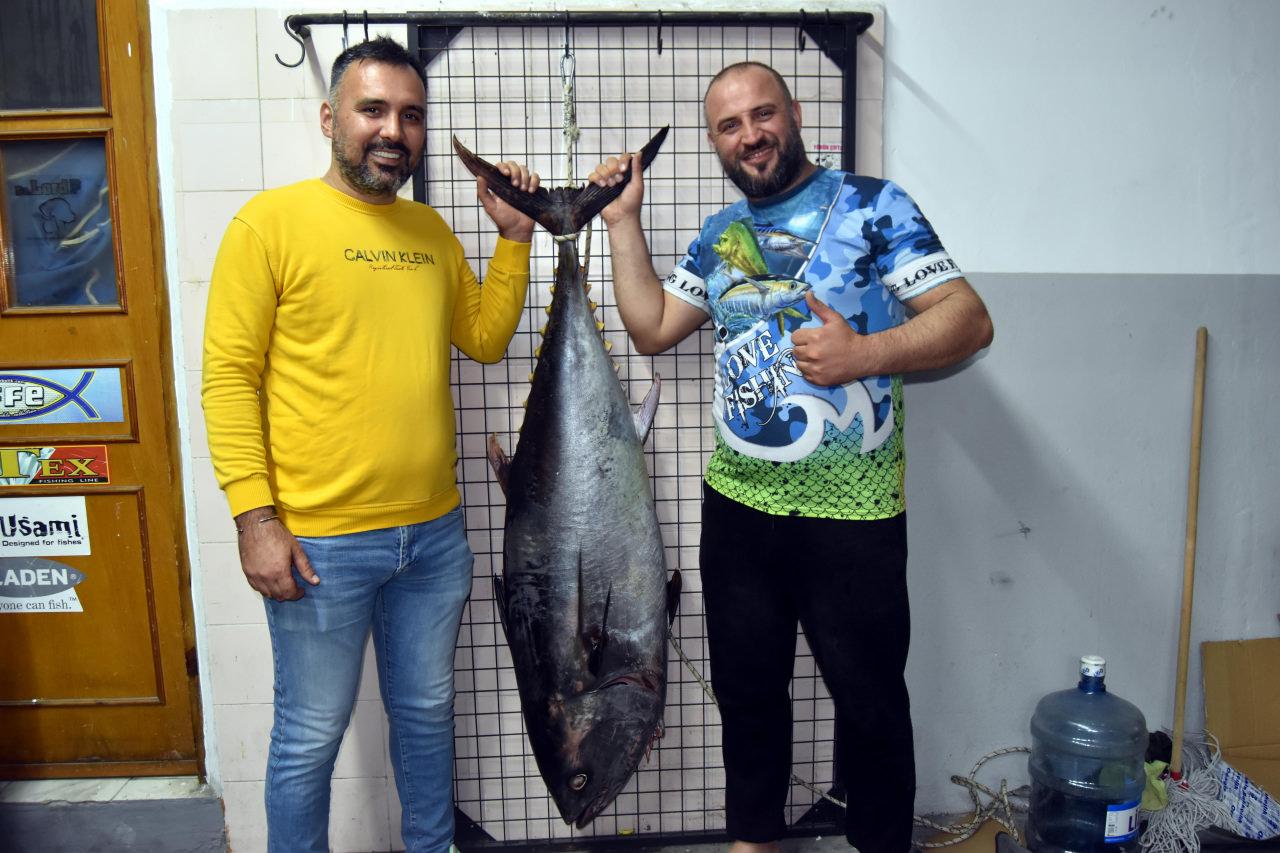 Oltayla yakaladı: Tam 1 metre 74 santim