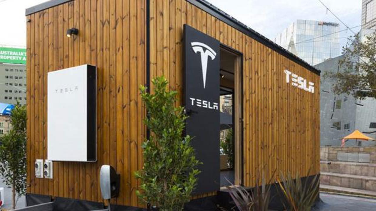 327.000 TL’lik ev geliyor: Tesla bombayı patlattı! 2026’da satışı başlıyor
