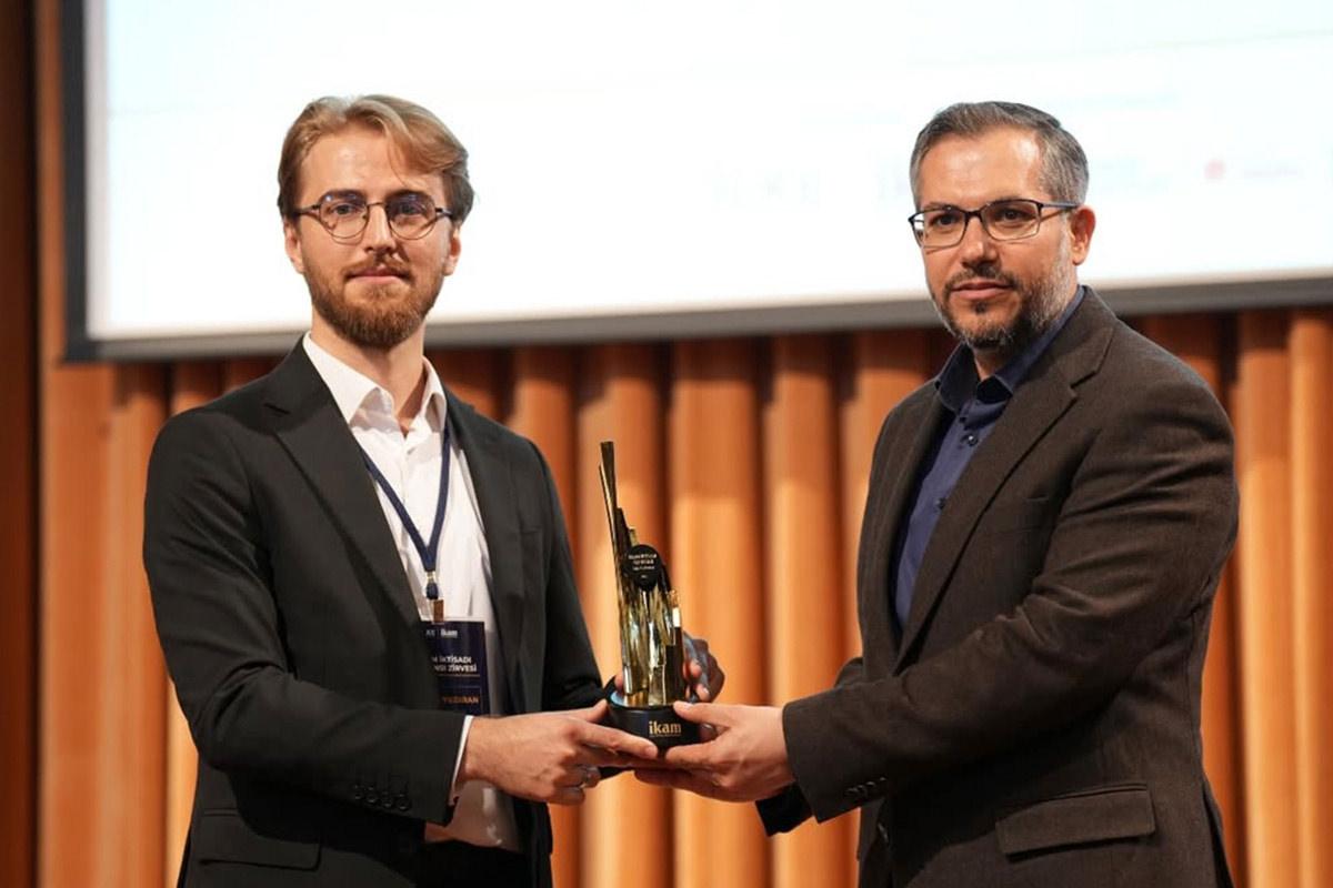 ÖNDER, İslam İktisadı Eğitim Ödülü'nün sahibi oldu