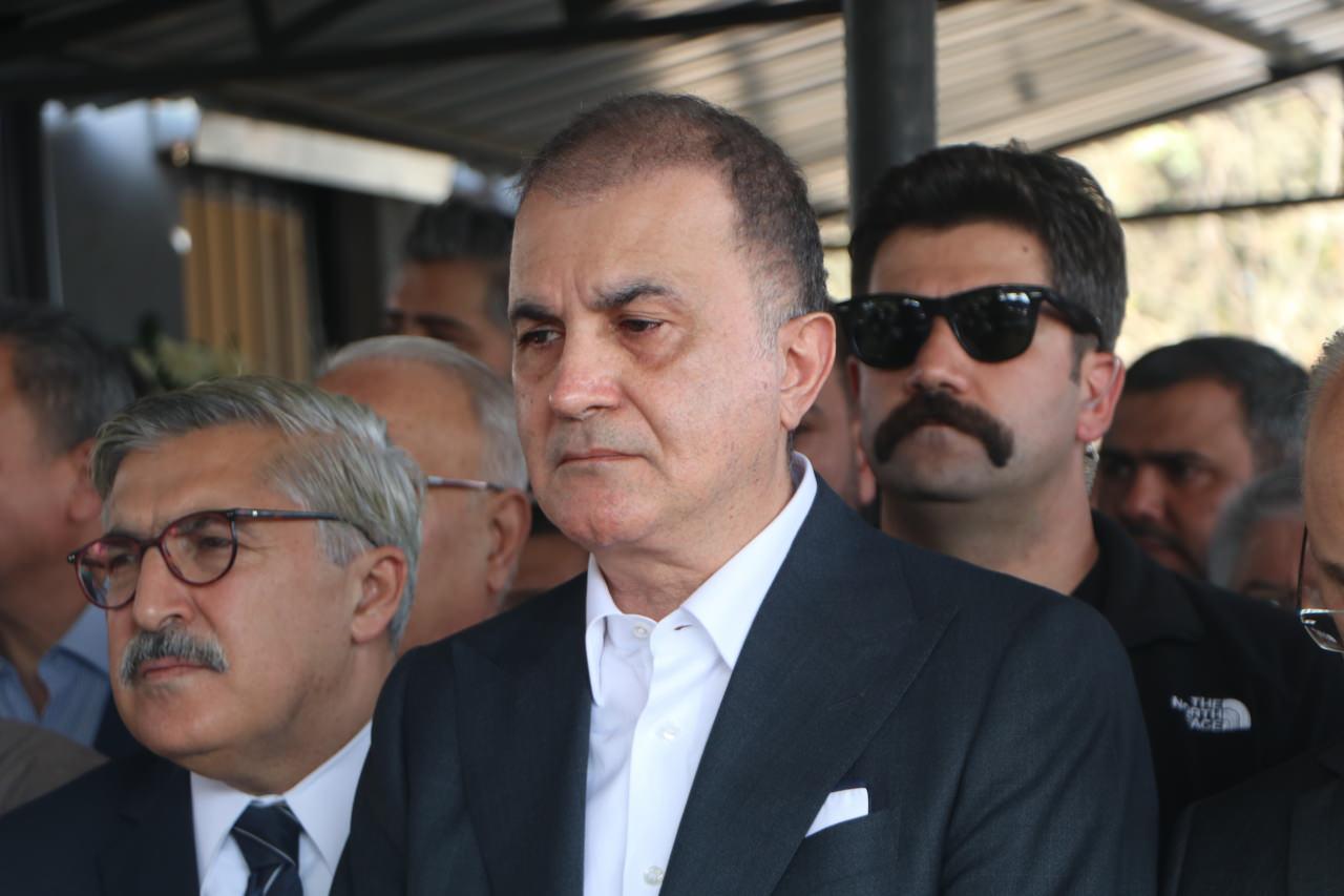 AK Parti Sözcüsü Çelik, dayısının cenaze törenine katıldı