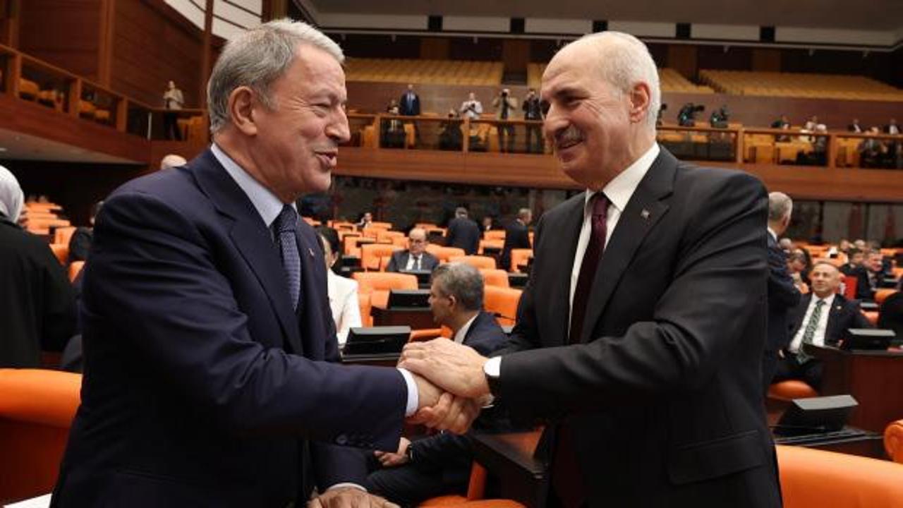 Meclis’te Kurtulmuş’a saygısızlık! Hulusi Akar’dan Kurtulmuş’a destek