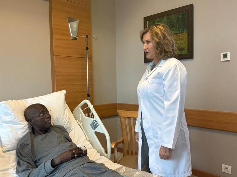 Burundili hasta, Türkiye'de yapılan nakille hayata tutundu