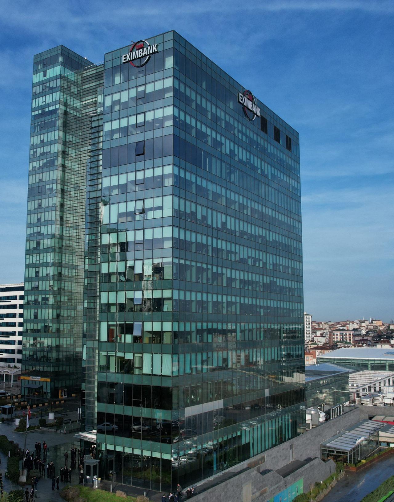 Türk Eximbank ile Asya Kalkınma Bankası arasında 500 milyon avroluk kredi sözleşmesi