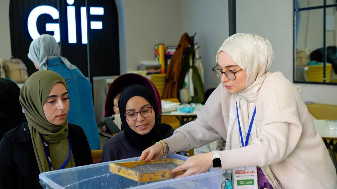 TÜRGEV'den dijital kuşatmaya karşı 'Güçlü Gençlik' kalkanı