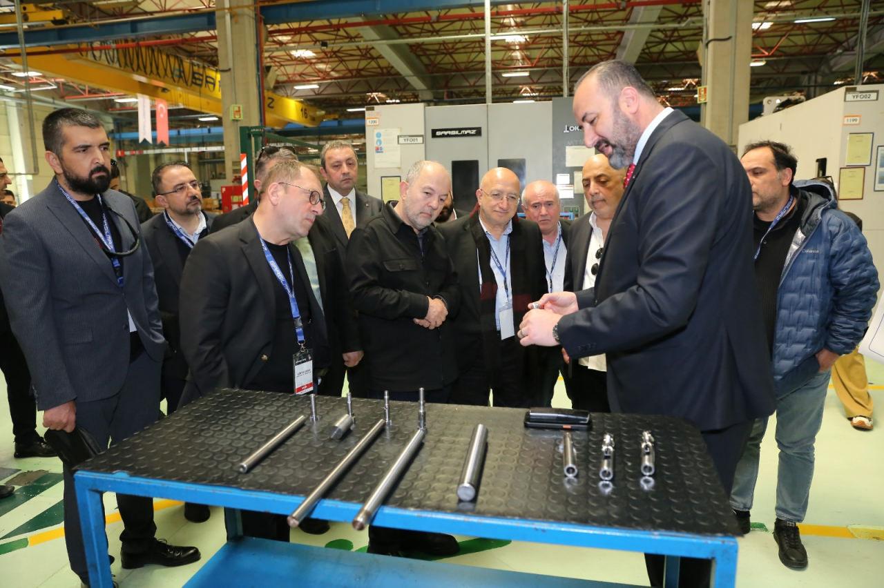 Tek bir tesis koca bir orduya yetiyor! Sarsılmaz'ın dev üretim üssünde her şey yerli!