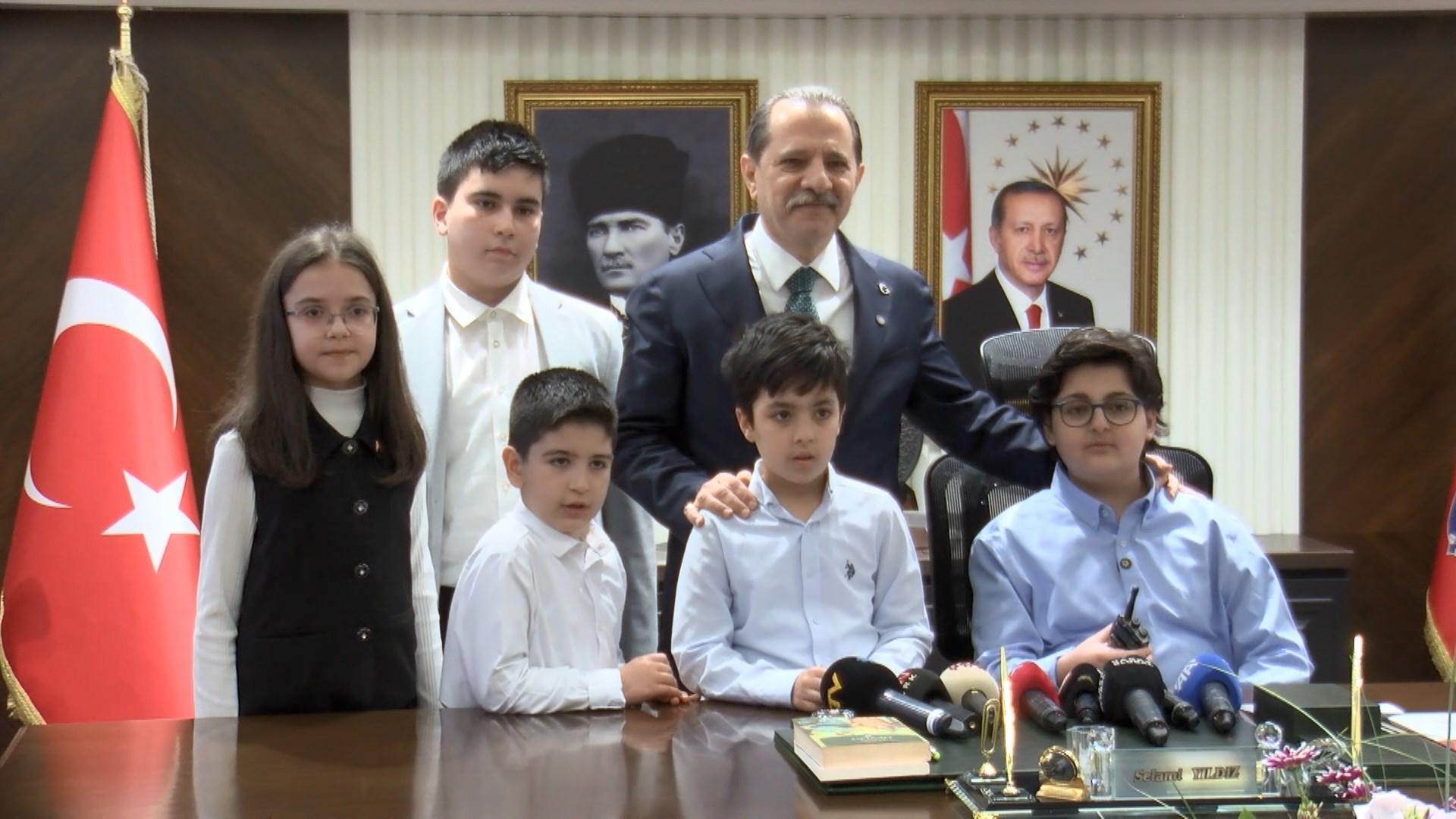 İstanbul İl Emniyet Müdürü Yıldız, 23 Nisan’da koltuğunu şehit çocuğuna devretti