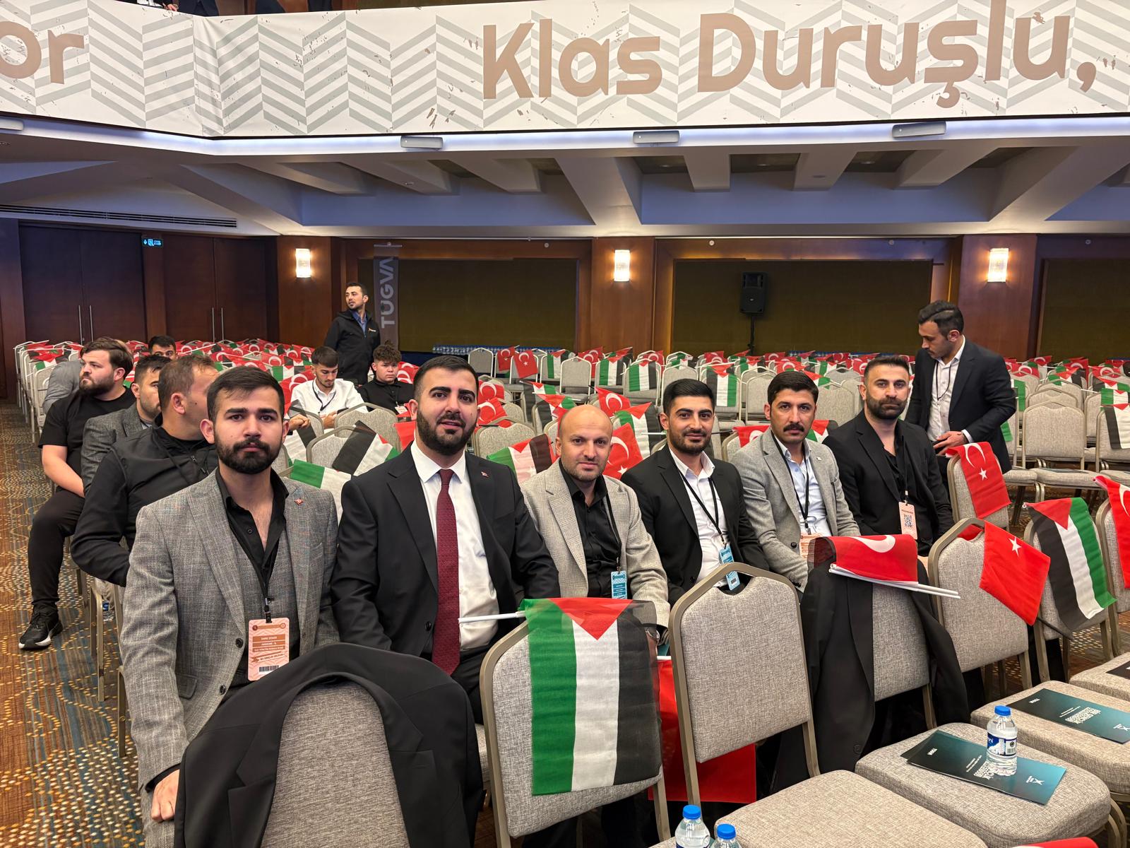Teoman Aydoğan Kimdir? Siyasi ve Ticari Kariyeri
