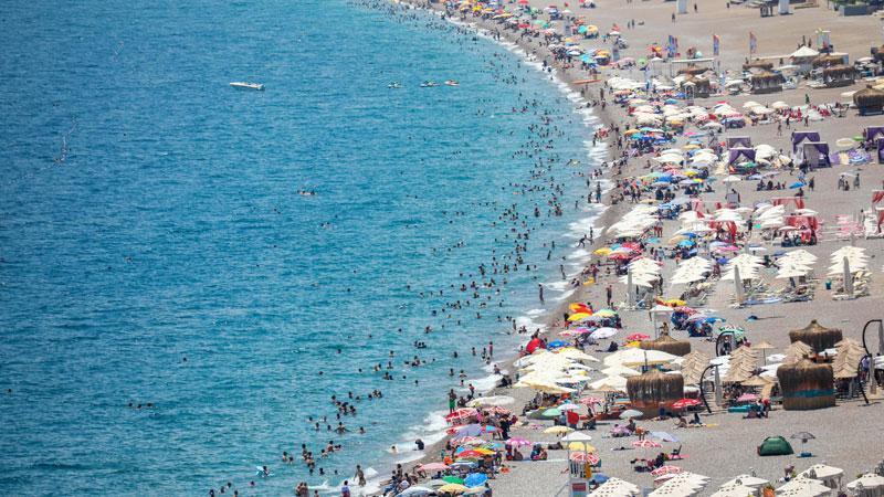 Turizmde ‘altın sezon’ başladı; hedef 40 milyon turist