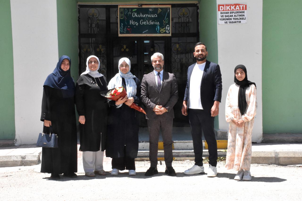 LGS'de imam hatiplilerden büyük başarı! 31 öğrenci 500 tam puan aldı