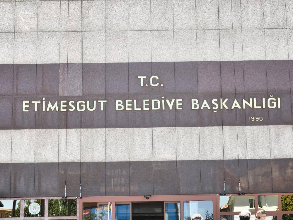 Etimesgut Belediyesinde seçim! AK Parti ve MHP'nin desteğiyle CHP'li aday kazandı!
