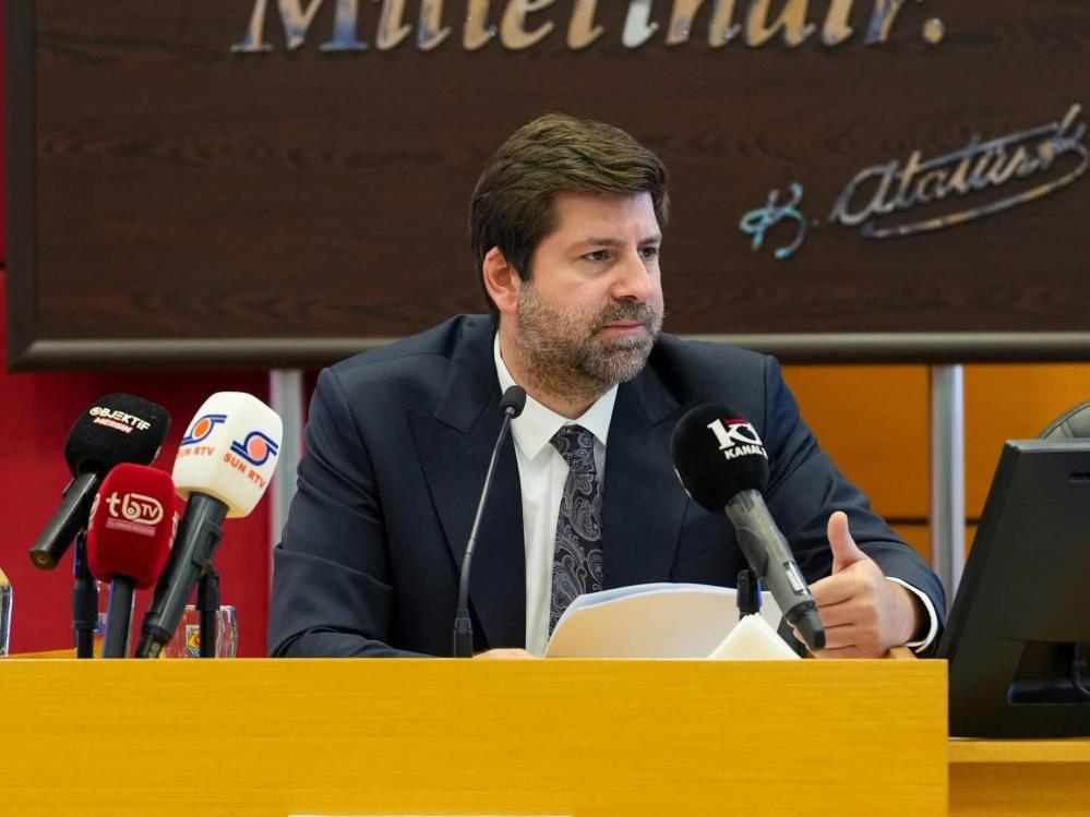 İhraç talebiyle disipline sevk edilmişti! Partisinden istifa etti
