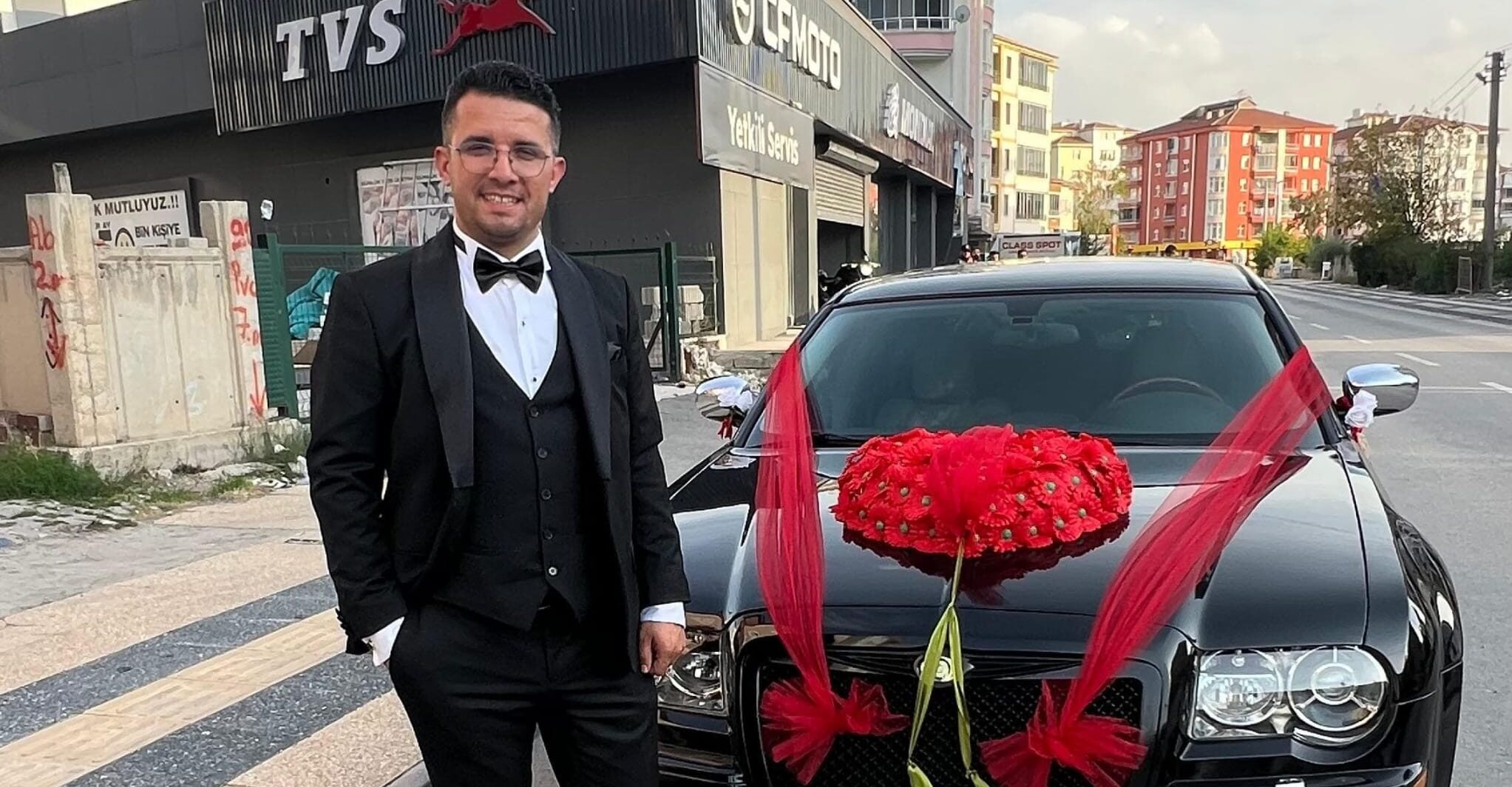 Gezgin ve Araştırmacı Mustafa Satıcı ile Fadime Nur Keleş Görkemli Bir Düğünle Dünya Evine Girdi